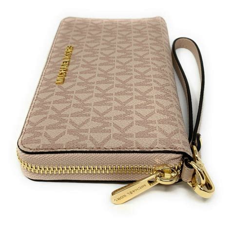 michael kord purse - Michael Kors wallets for women.